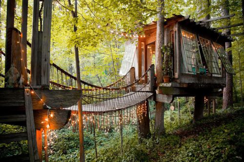 Unique Treehouse Glamping Experiences